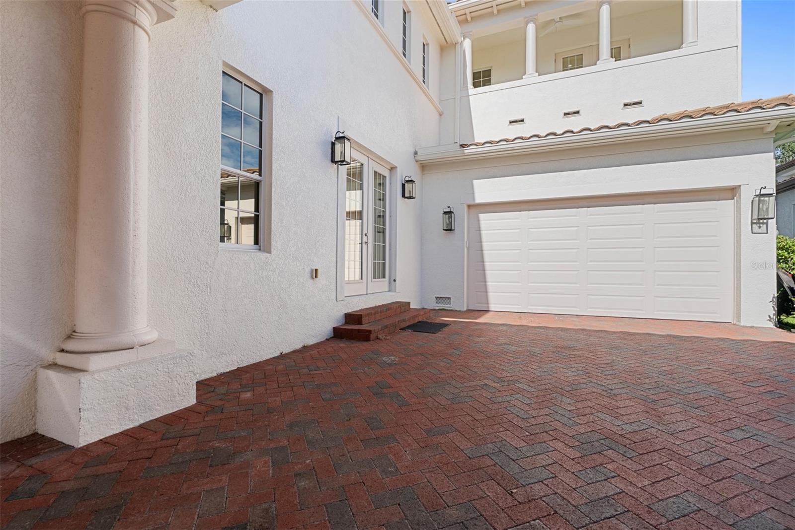 6123 Yeats Manor Drive, FL