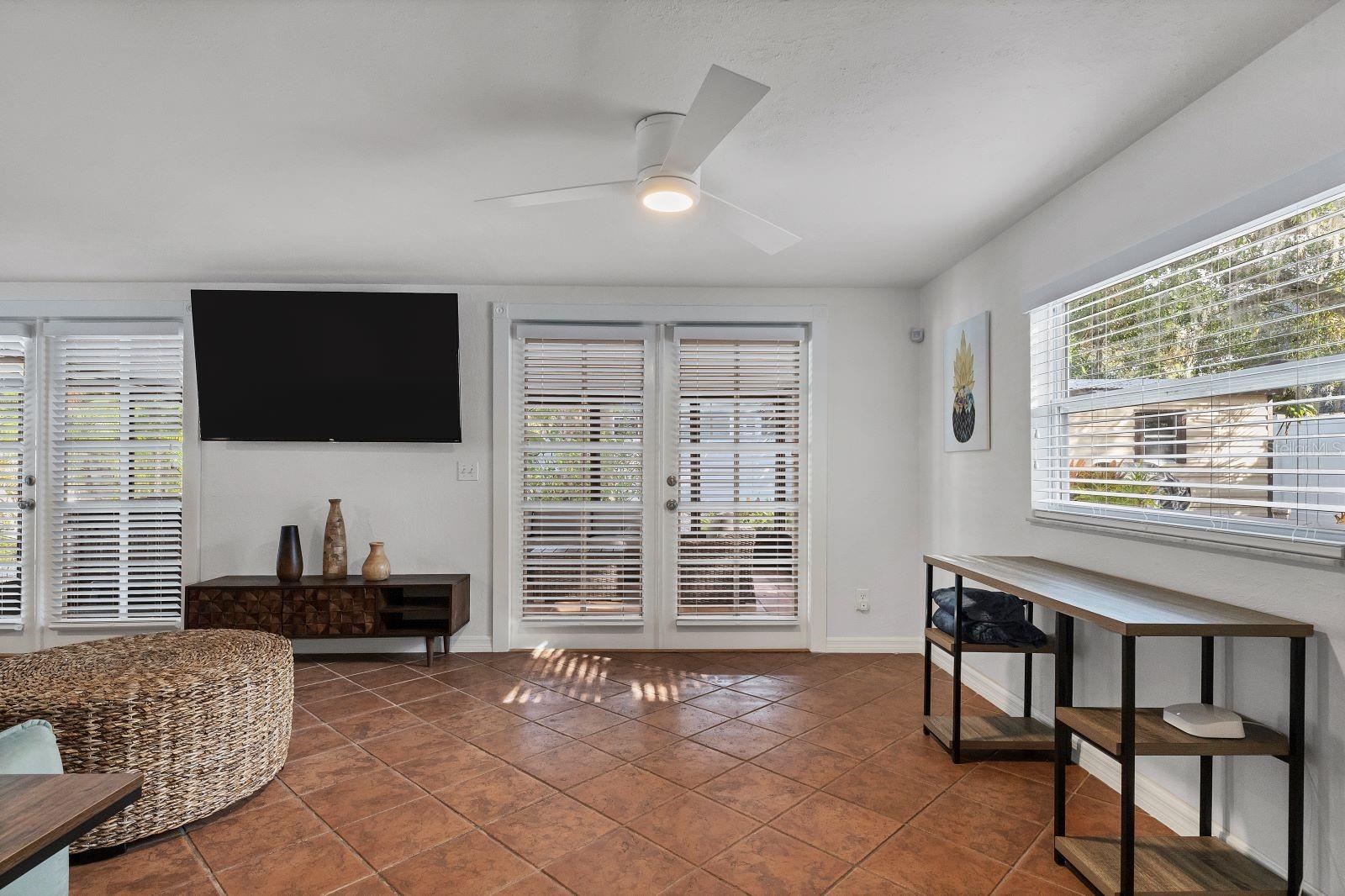 2469 Waldemere Street, FL
