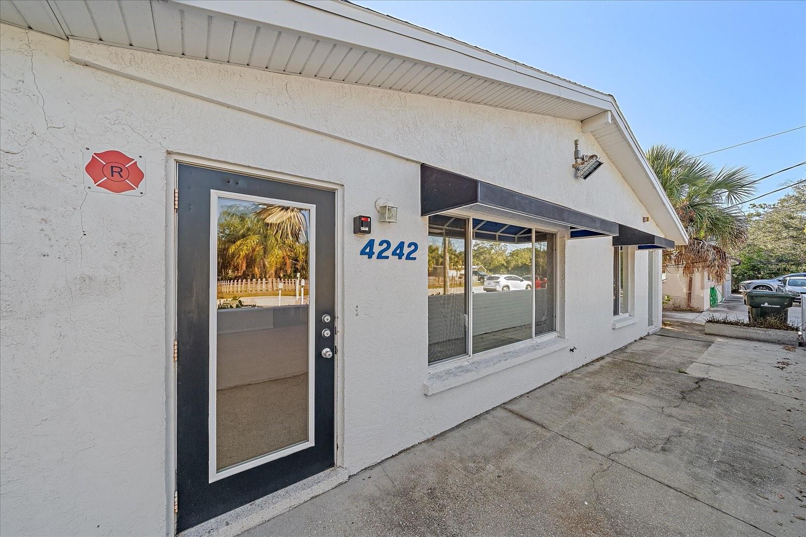 4242 Mcintosh Lane, FL