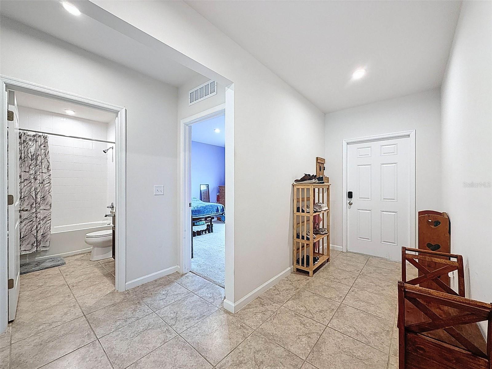 408 Button Sage Lane, FL