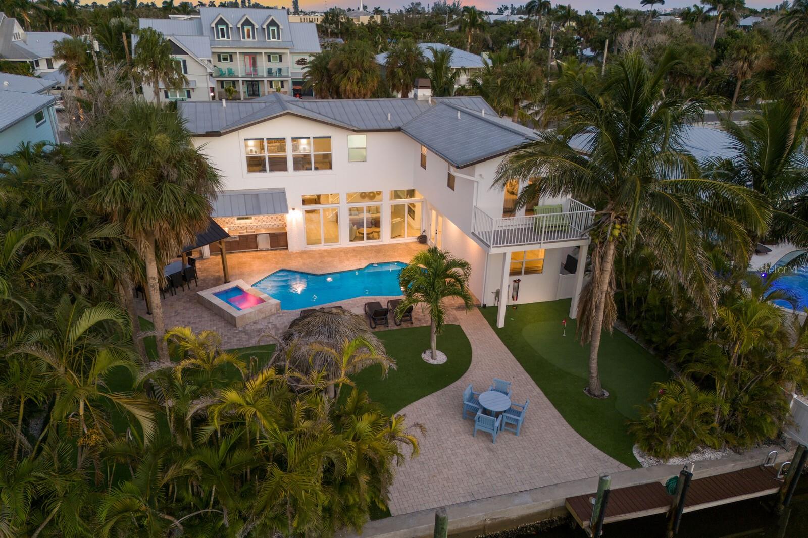 212 Oak Avenue, FL