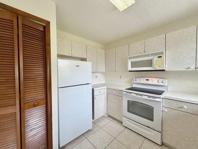 716 Caribou Drive, FL