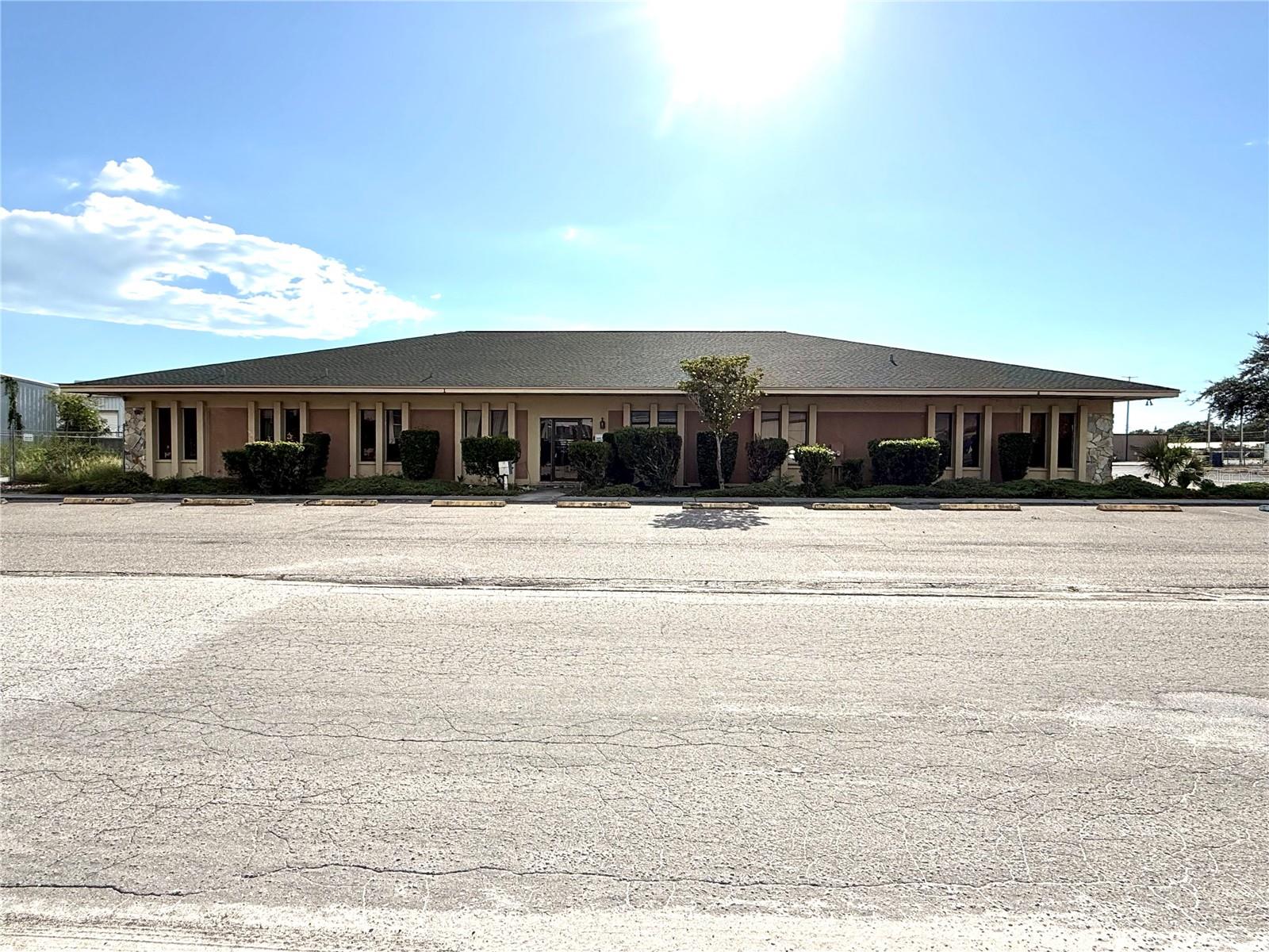 6736 Commerce Avenue, FL