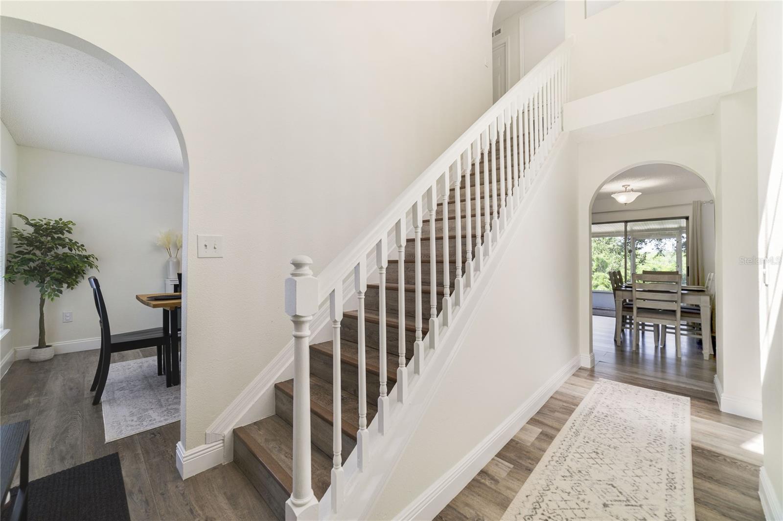 1104 Chateau Circle, FL
