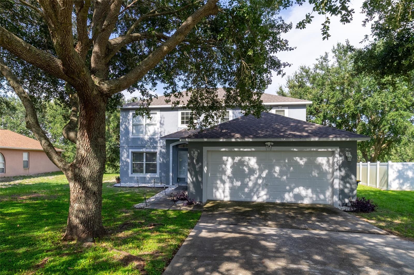 1104 Chateau Circle, FL