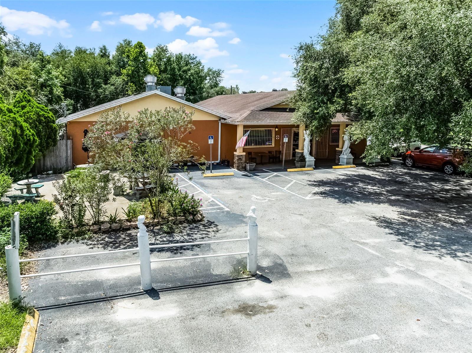 24929 County Road 42, FL
