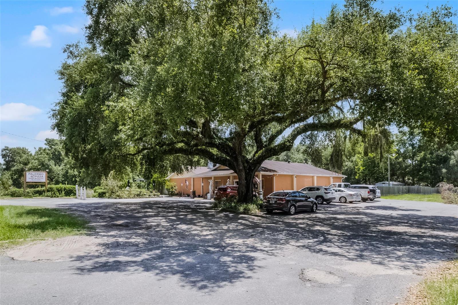 24929 County Road 42, FL