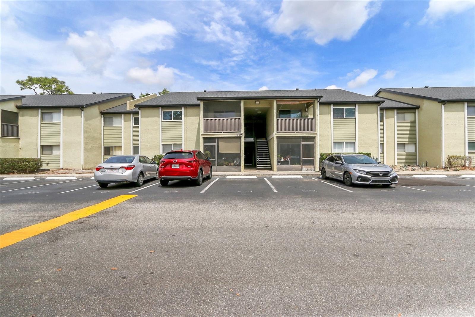 922 Lake Destiny Road, FL