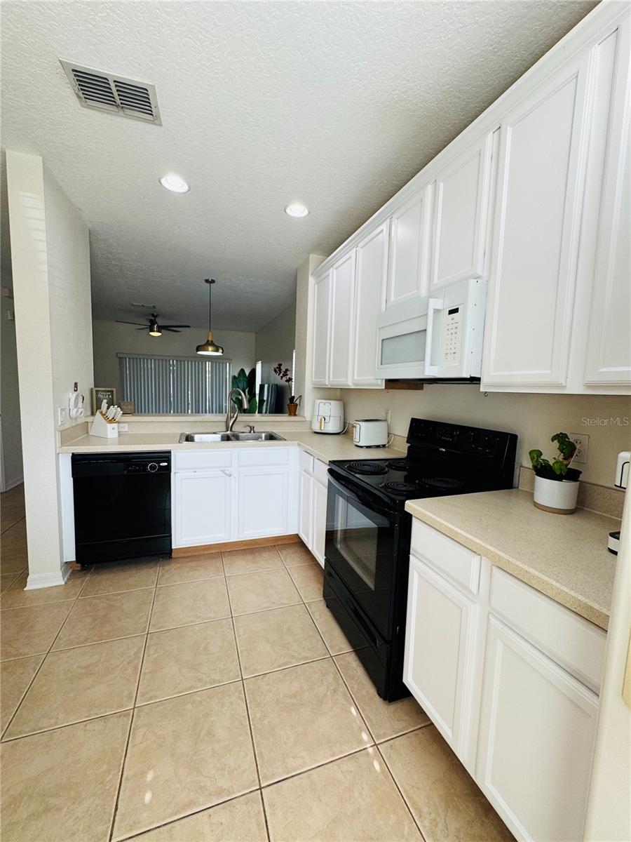 3660 Wilshire Way Road, FL