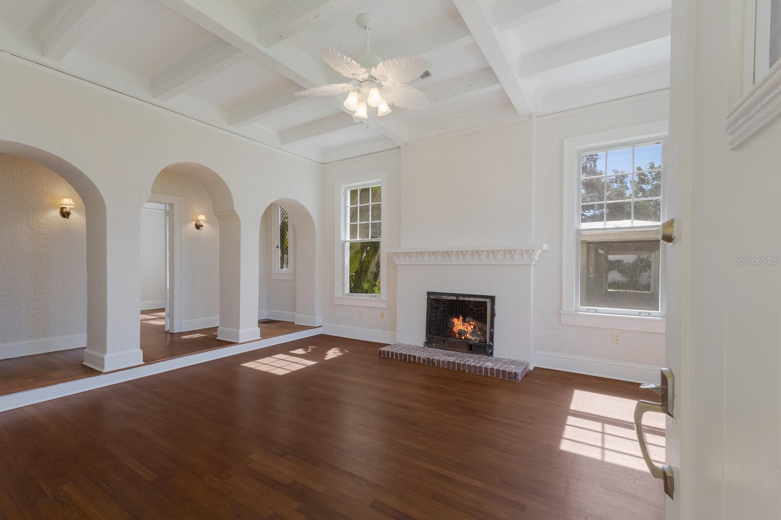 455 Acacia Drive, FL