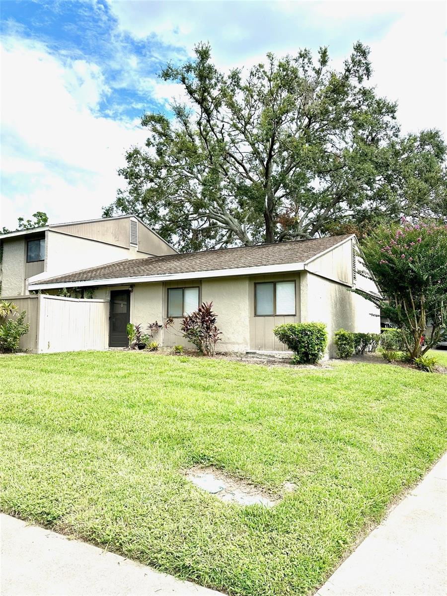 8002 Hibiscus Drive, FL
