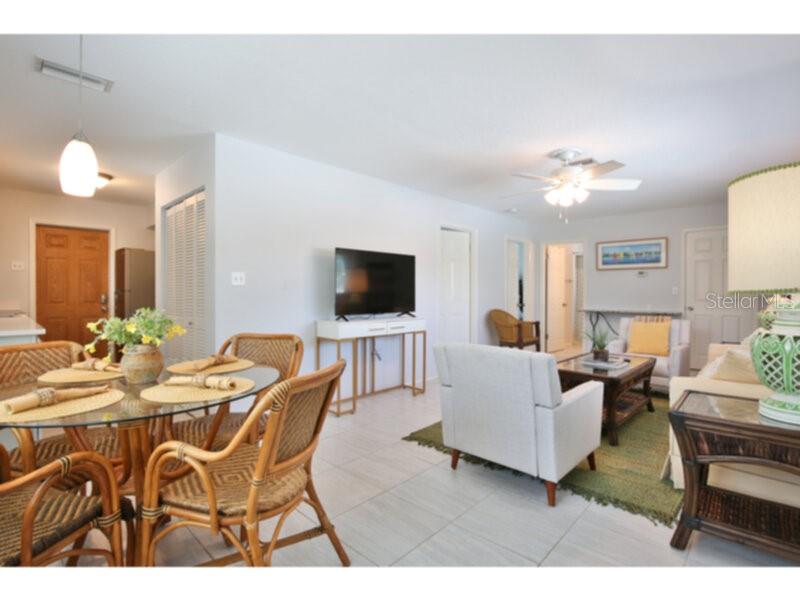 422 Julia Place, FL
