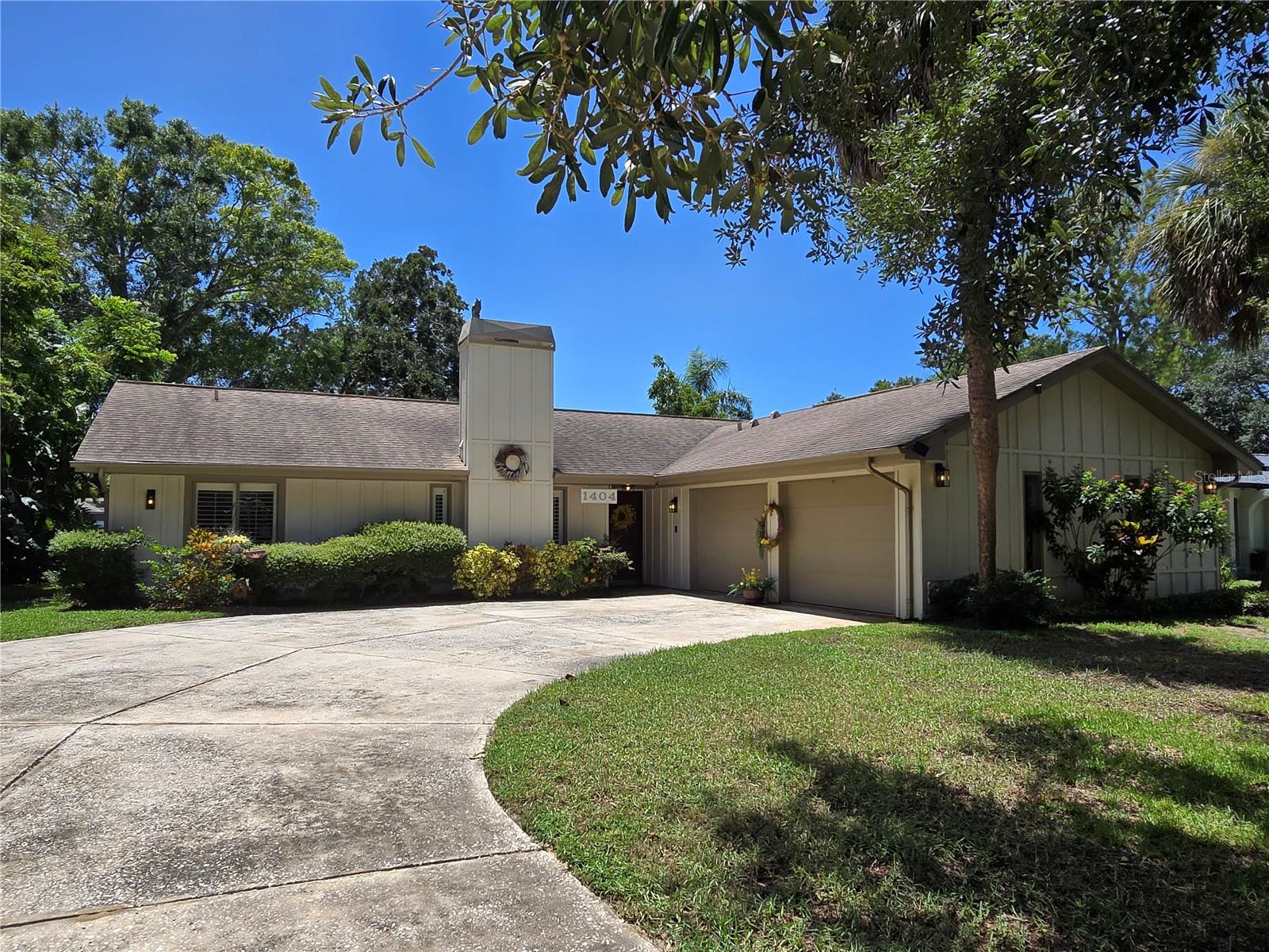 1404 Red Oak Drive, FL