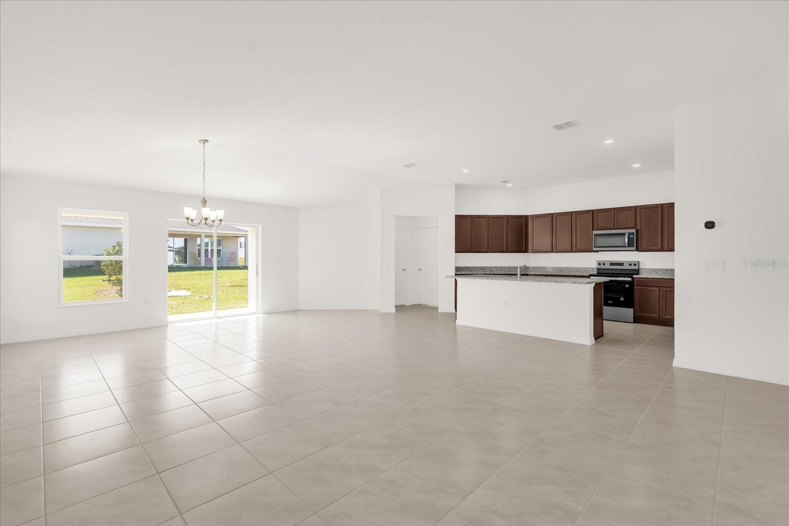 560 Mahogany Way, FL