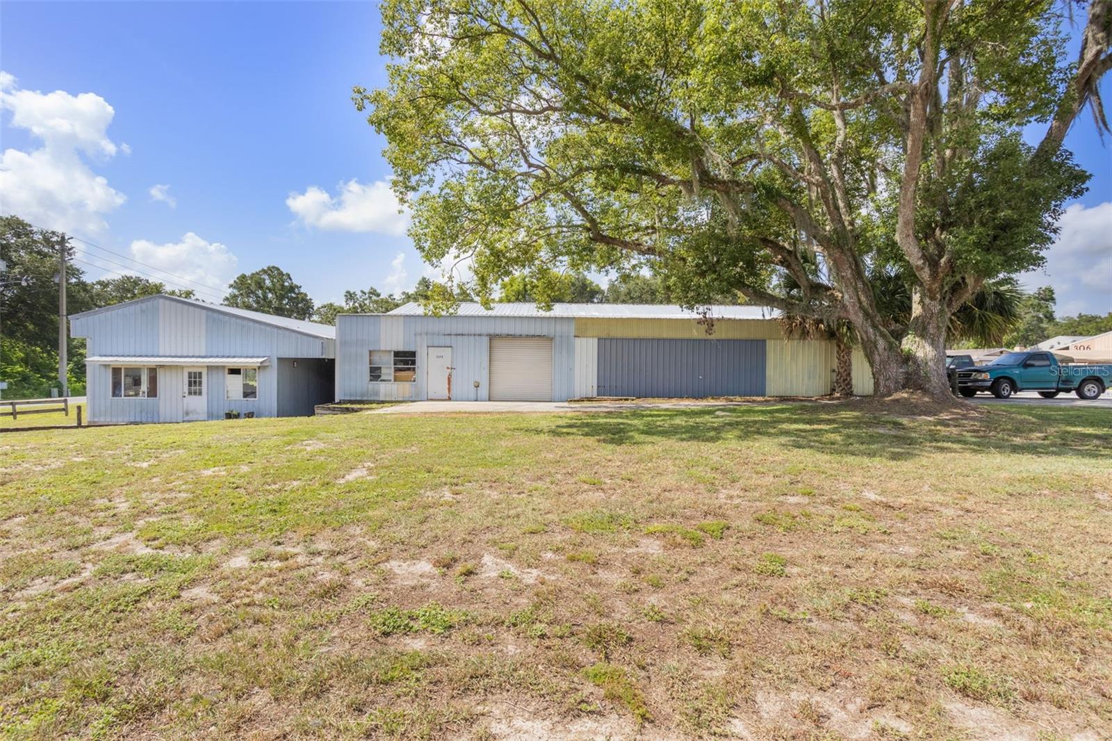 300 Dixie Avenue, FL