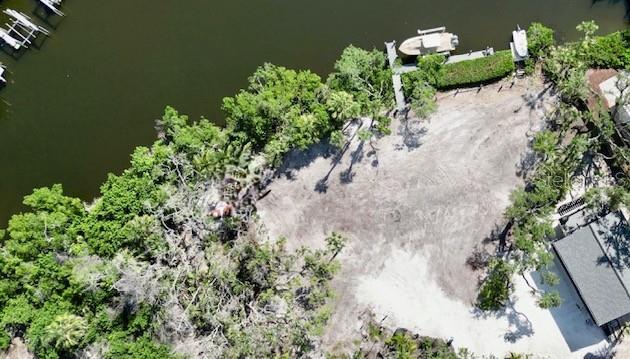 7233 Midnight Pass Road, FL