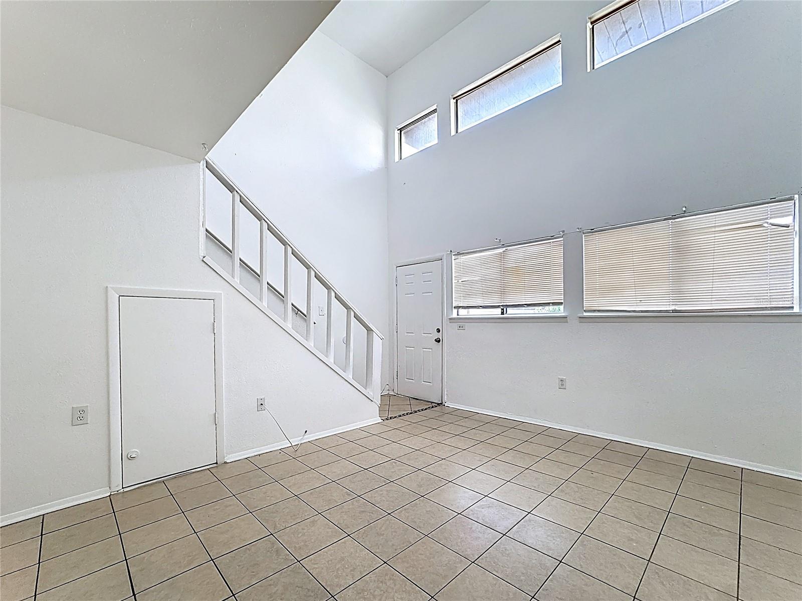 3944 Crayrich Circle, FL