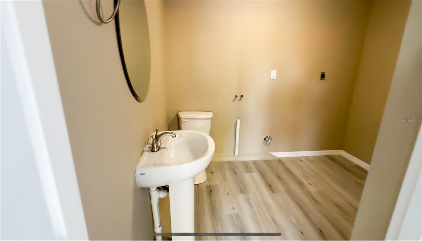 1118 Cr 440, FL