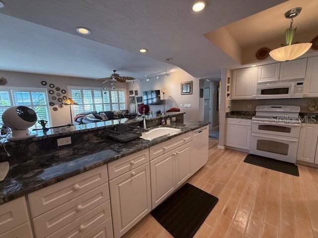 3806 Gulf Of Mexico Drive, FL
