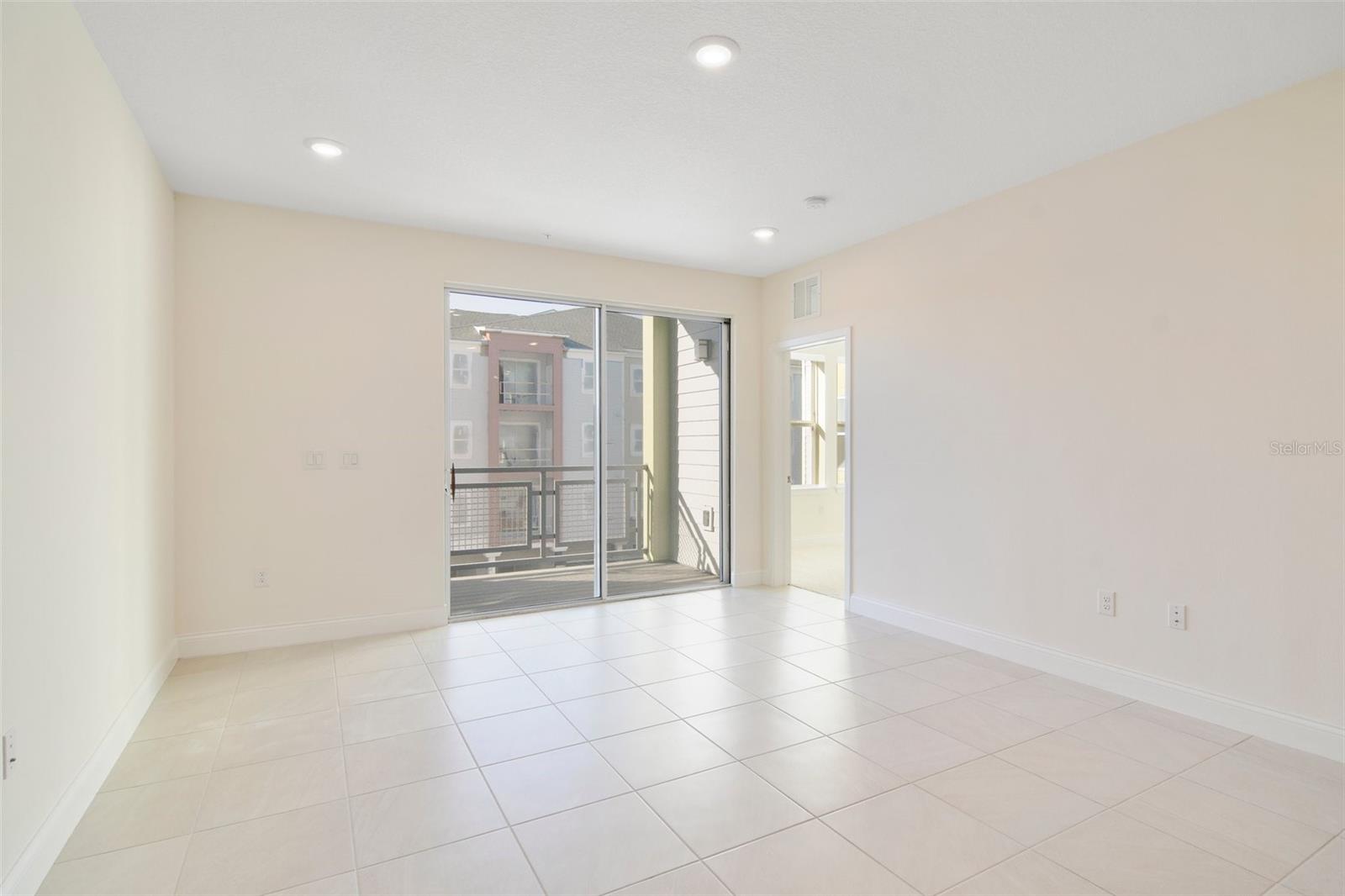 7557 Laureate Boulevard, FL
