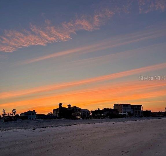 18218 Sunset Boulevard, FL