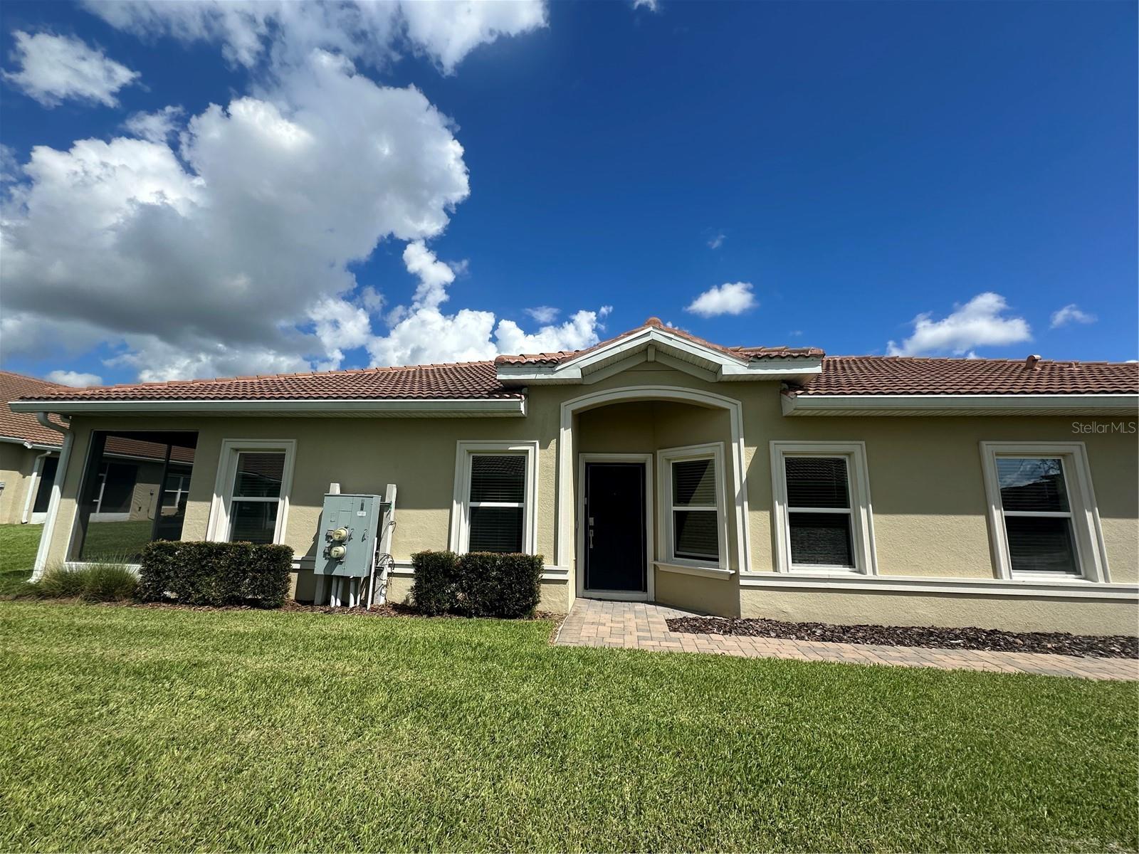 1068 Quaker Ridge Lane, FL
