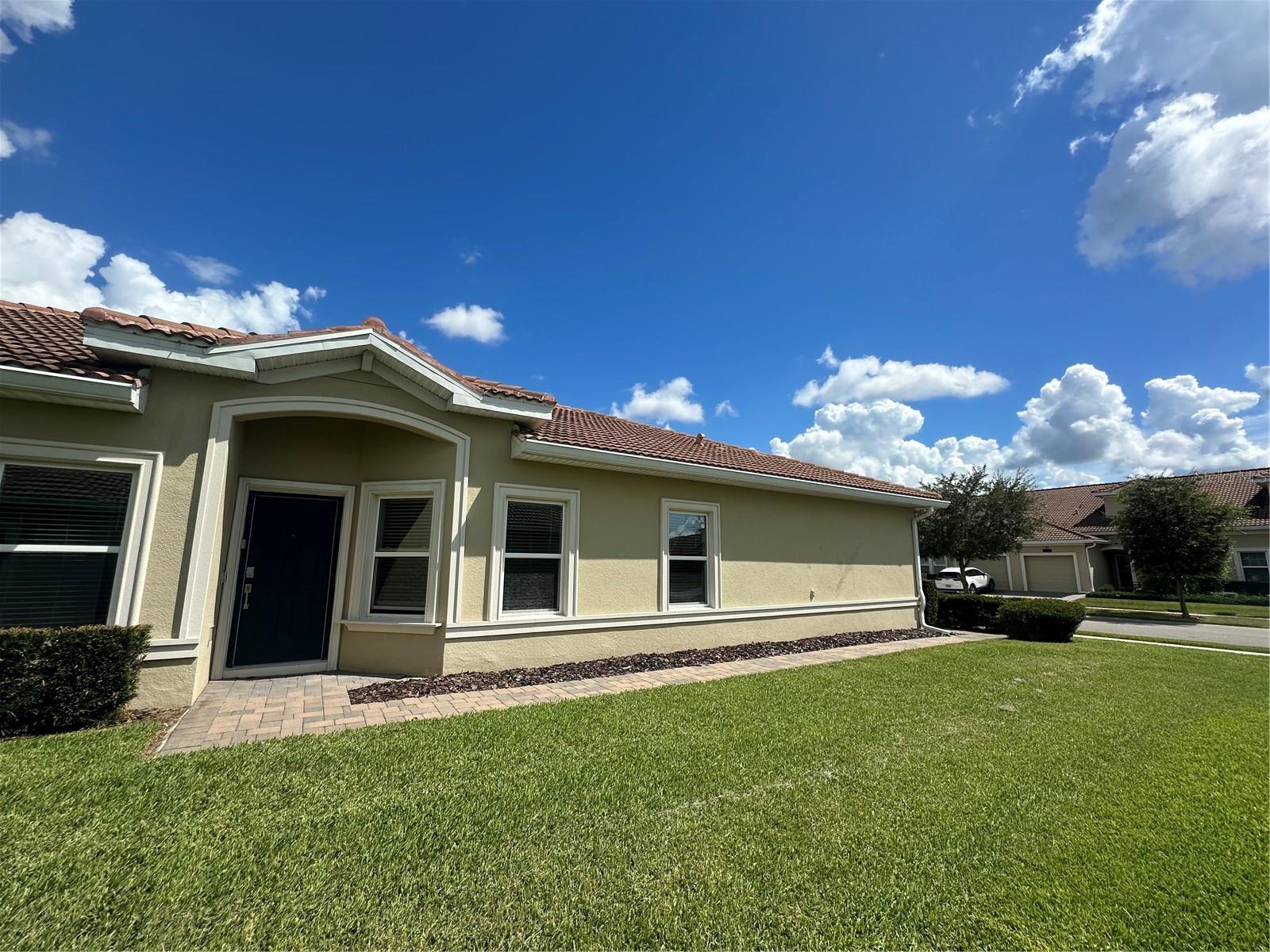 1068 Quaker Ridge Lane, FL