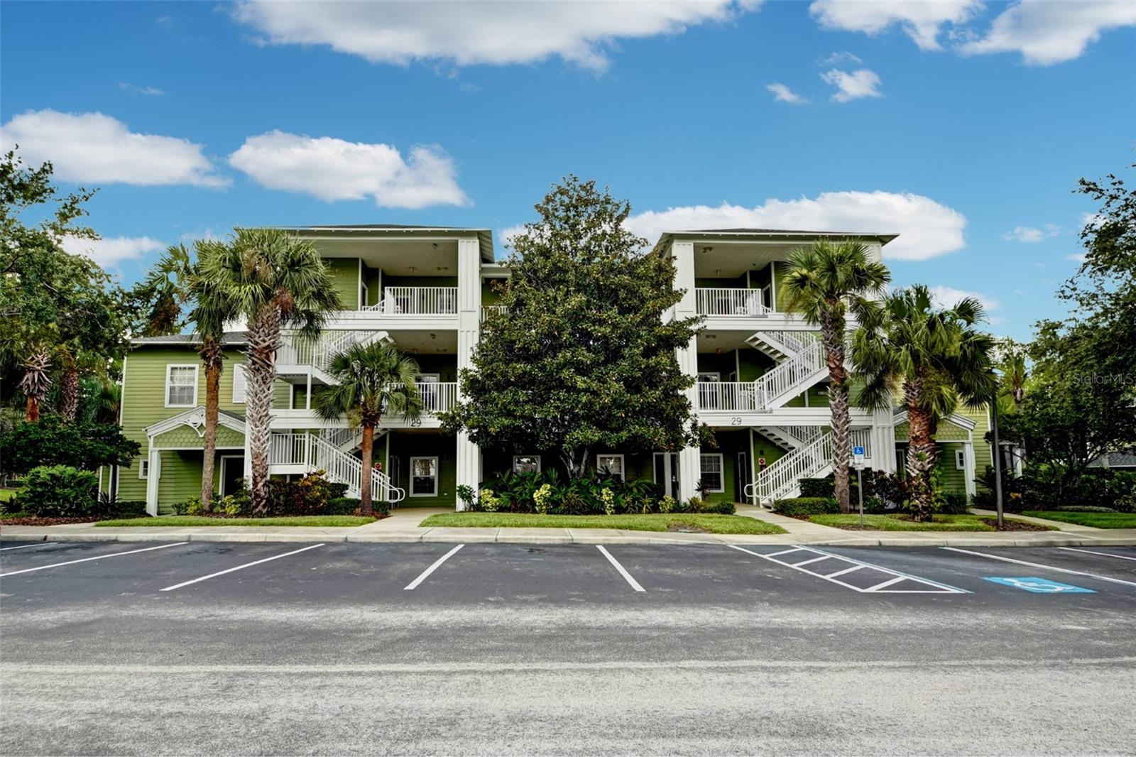 609 Gran Bahama Boulevard, FL