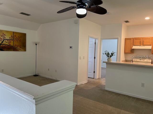 947 Spring Park Loop, FL