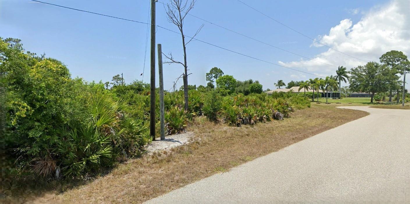 4 Haul Court, FL