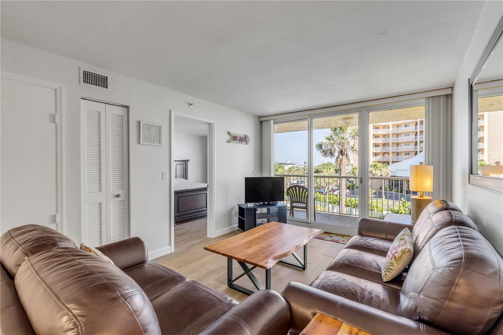 425 Atlantic Avenue, FL