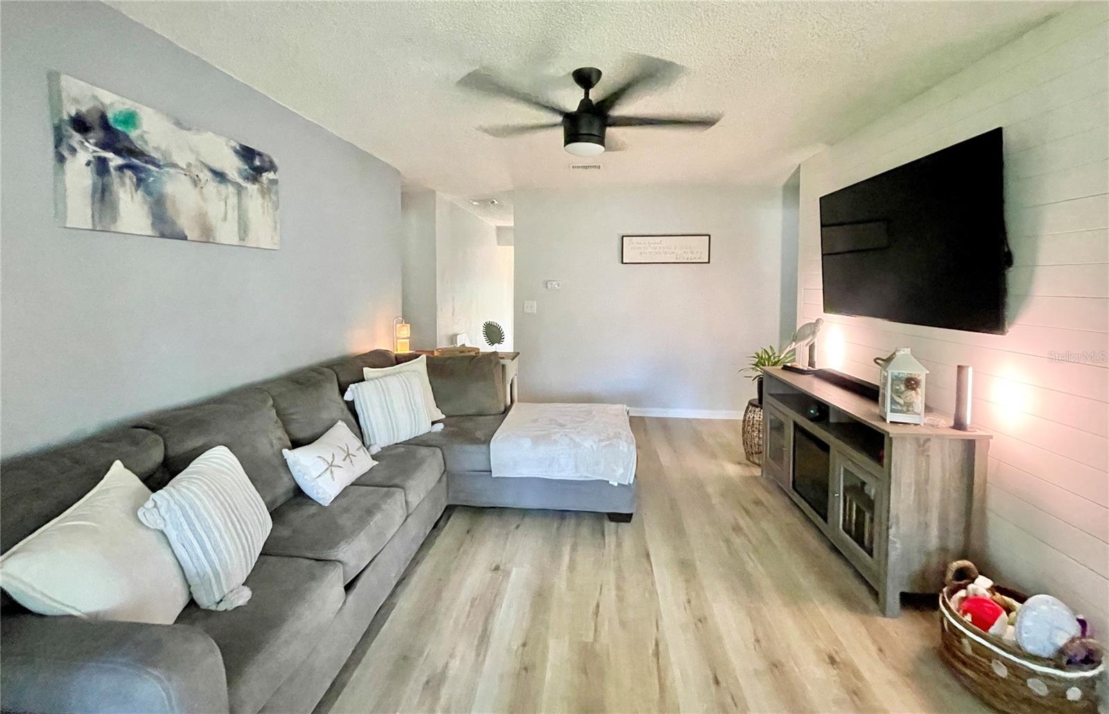 6 Masters Court, FL