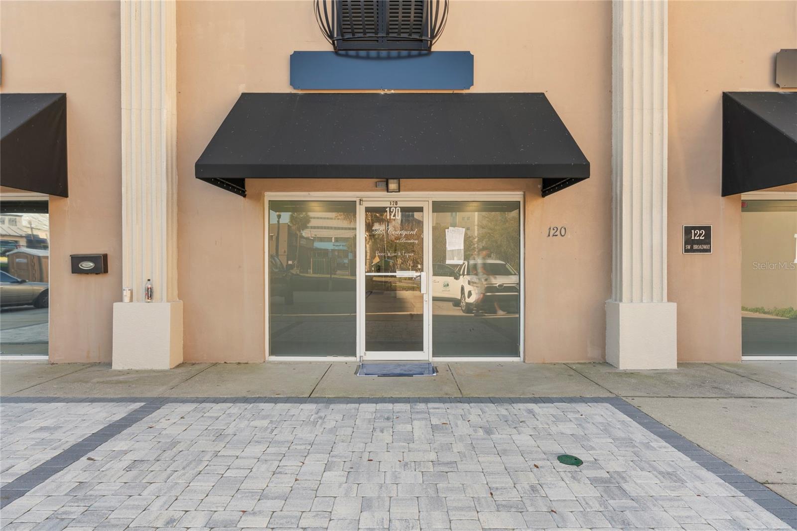 116-122 Broadway Street, FL
