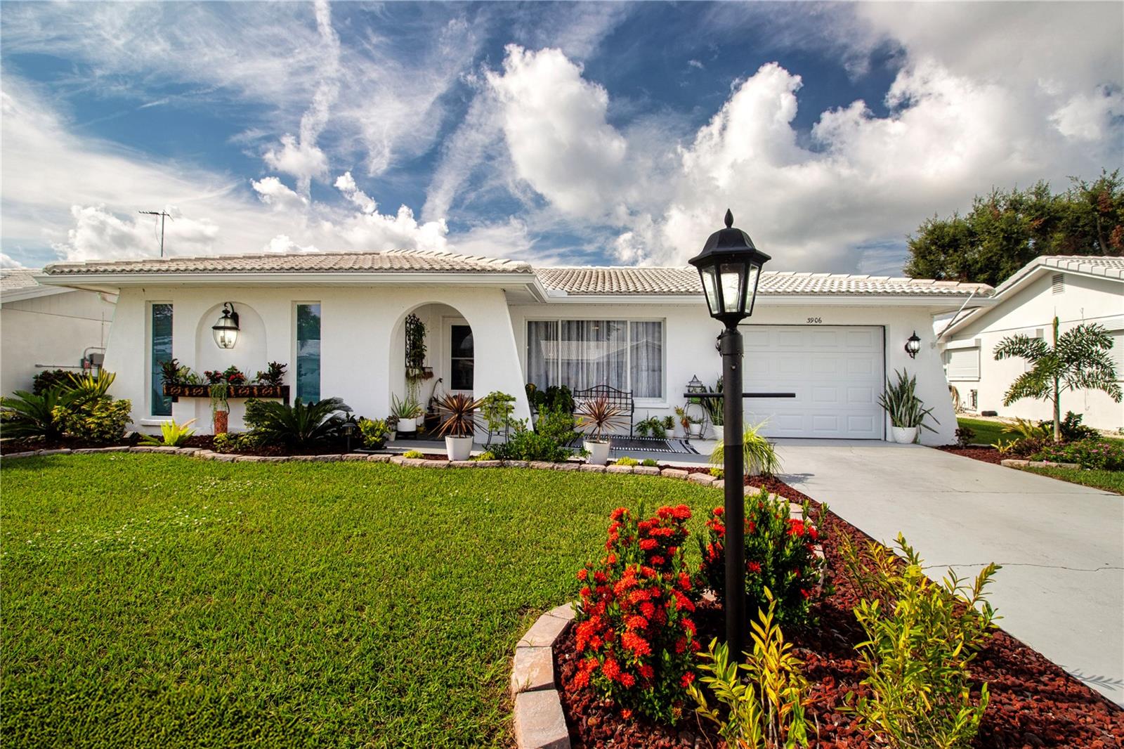 3906 Chinaberry Road, FL