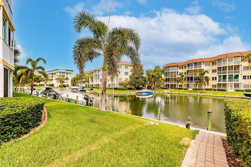 1250 Portofino Drive, FL