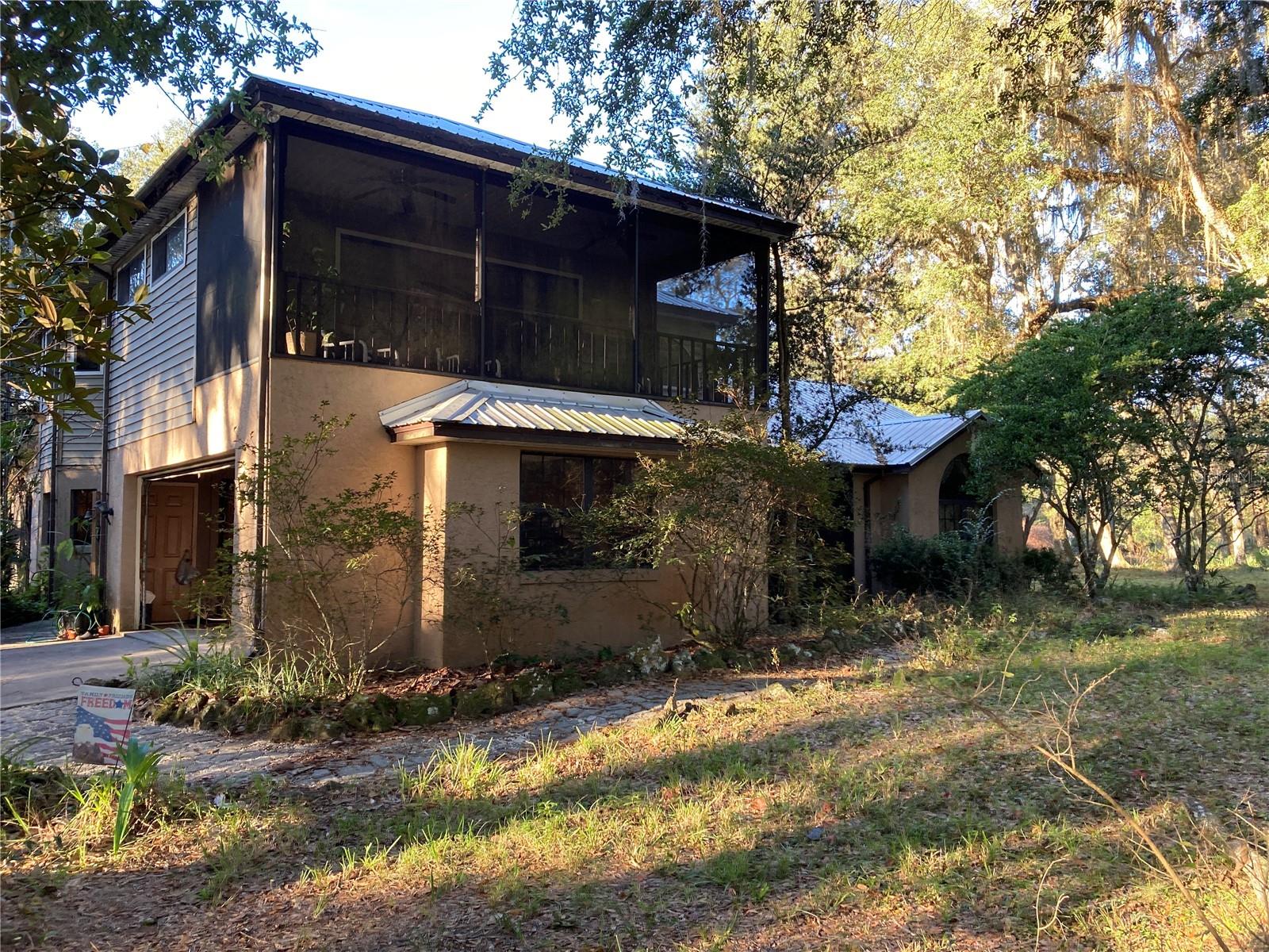 2436 Cr 416n, FL