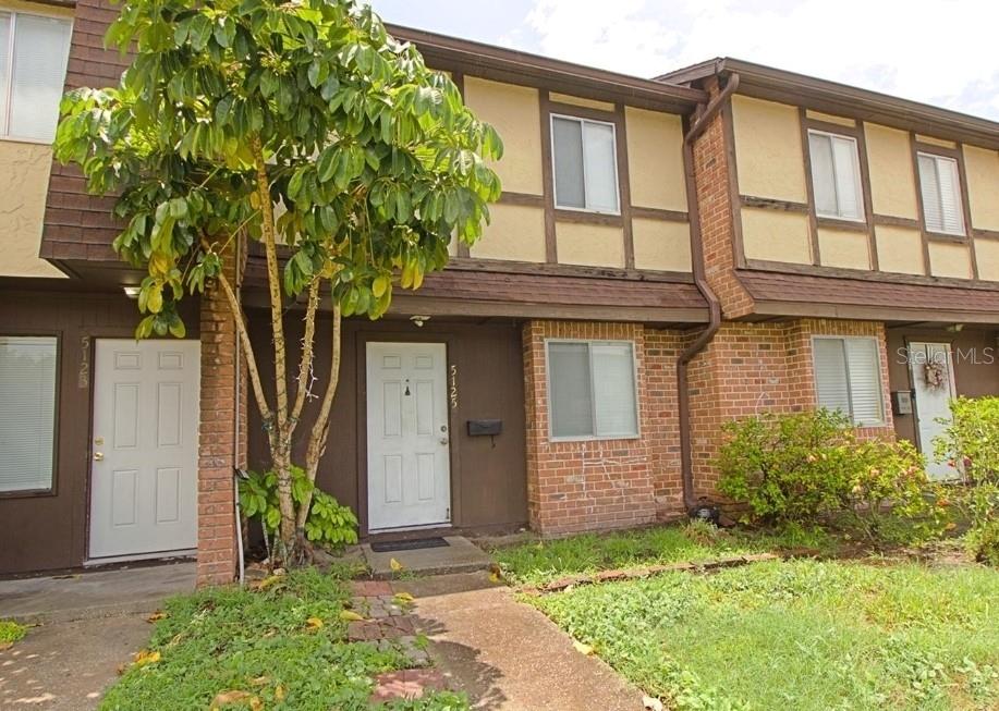 5125 Picadilly Circus Court, FL