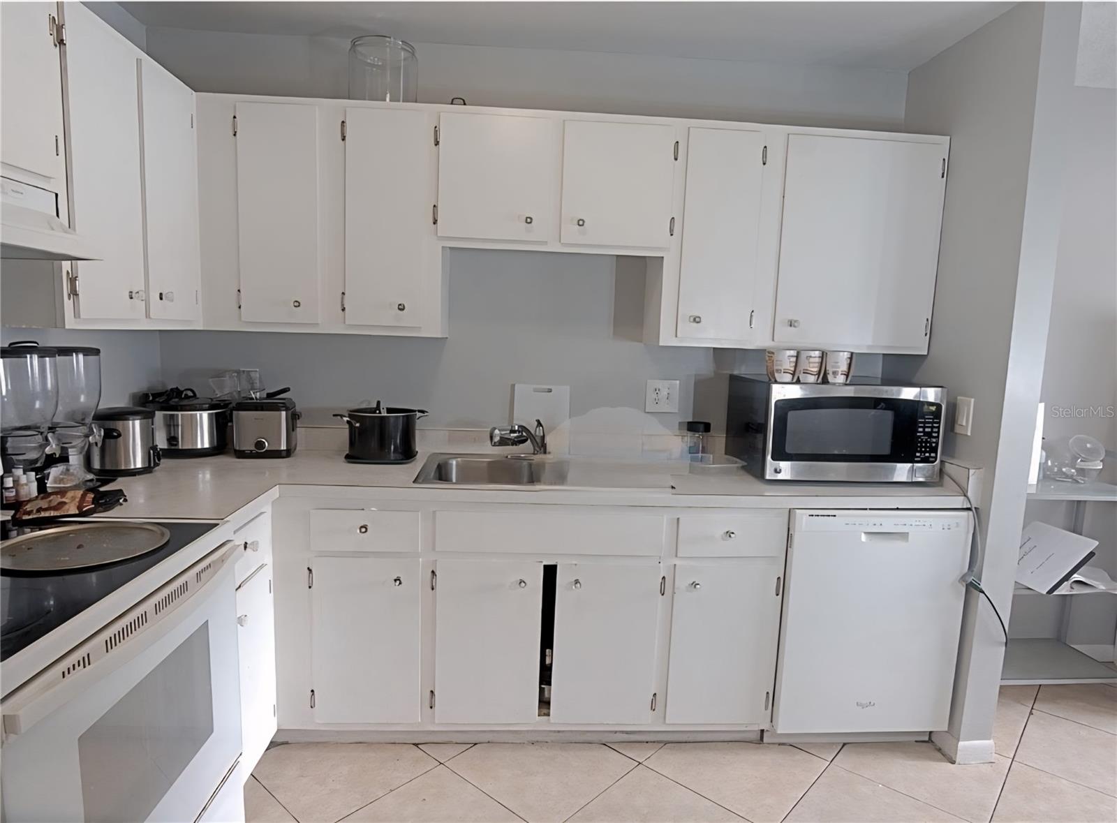 5125 Picadilly Circus Court, FL
