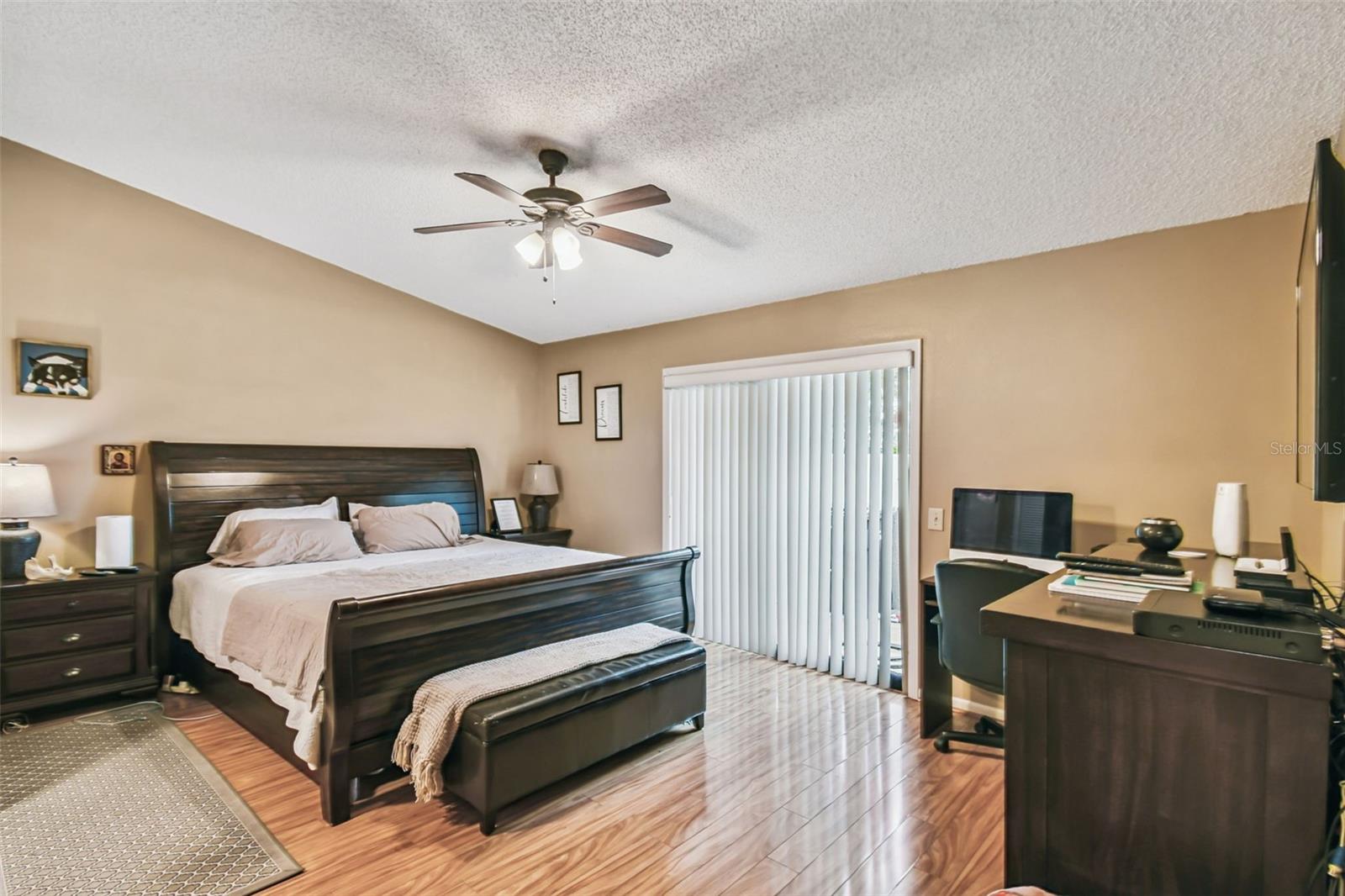 2817 Wingfoot Court, FL