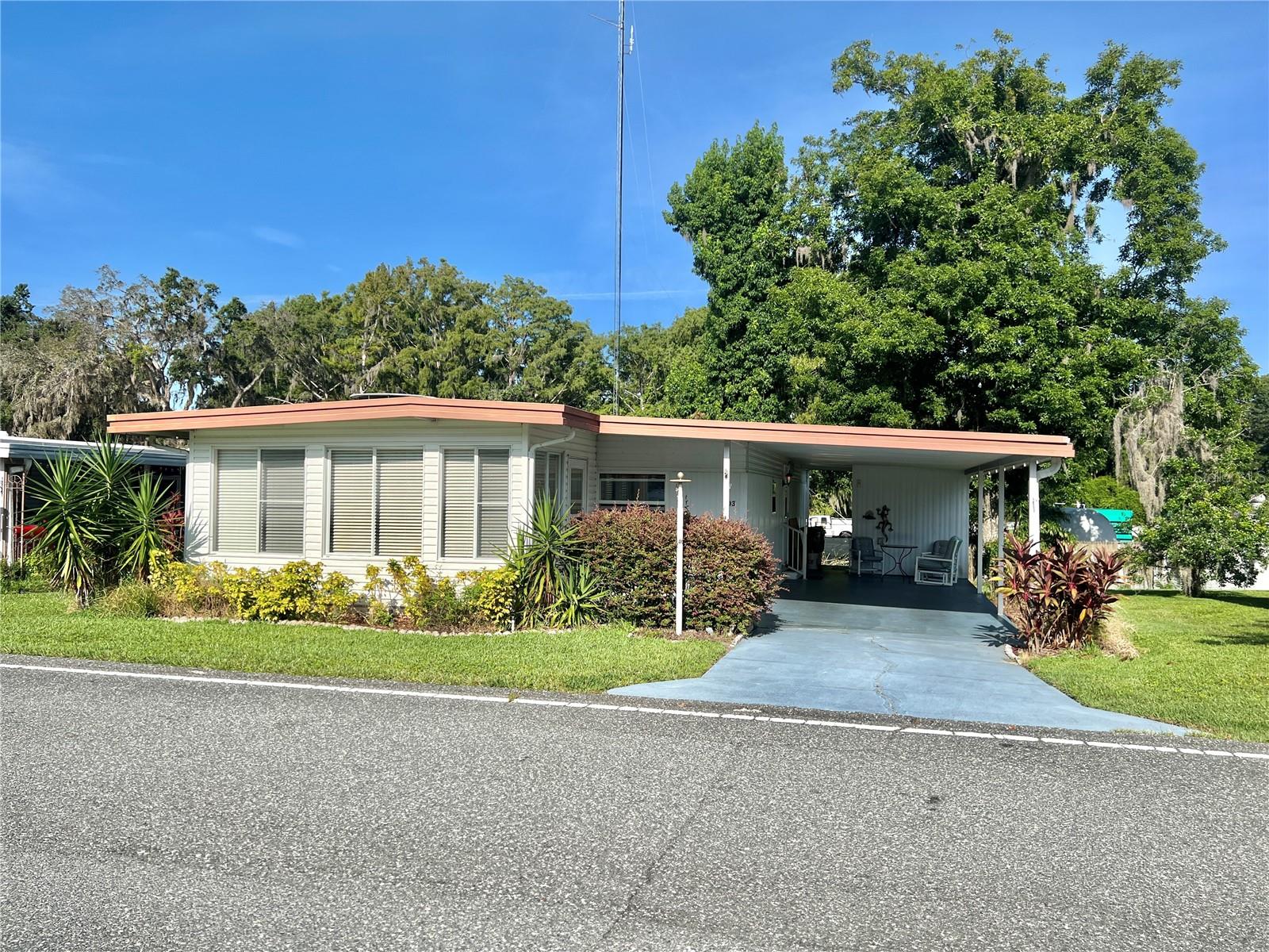 203 Aspen Circle, FL