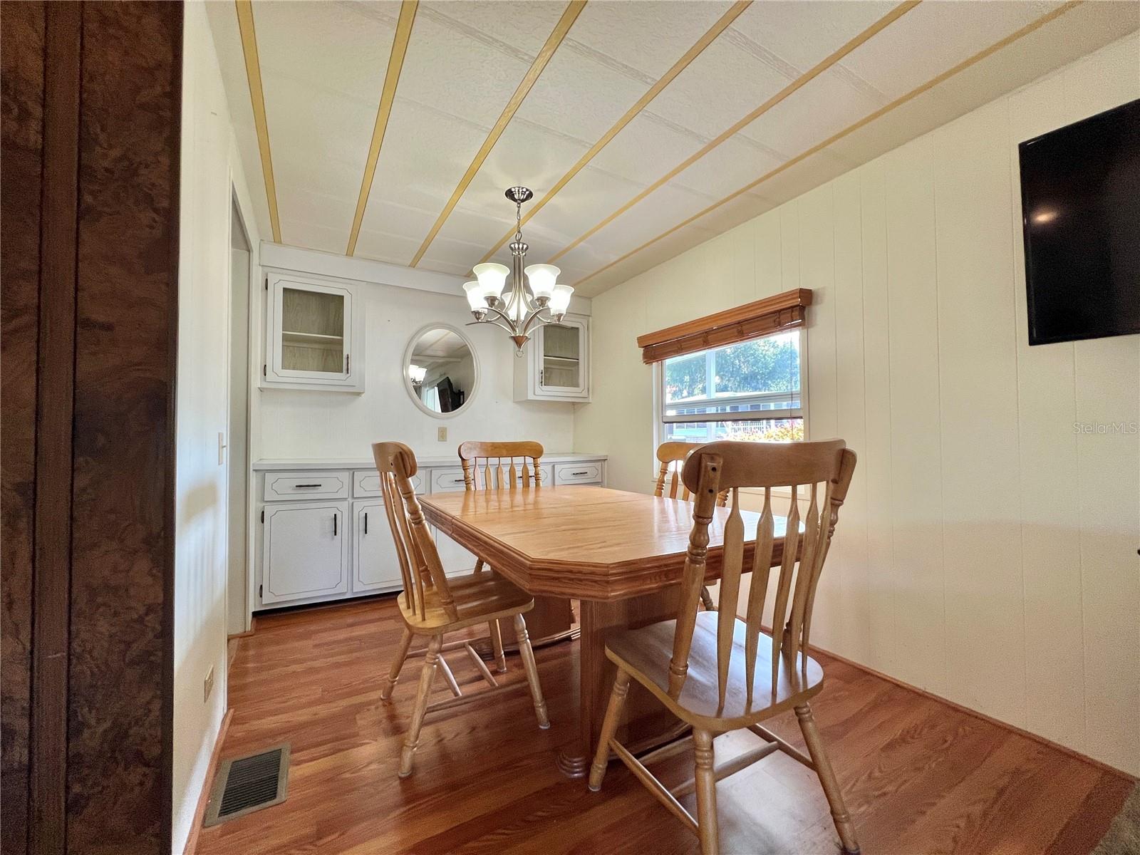 203 Aspen Circle, FL