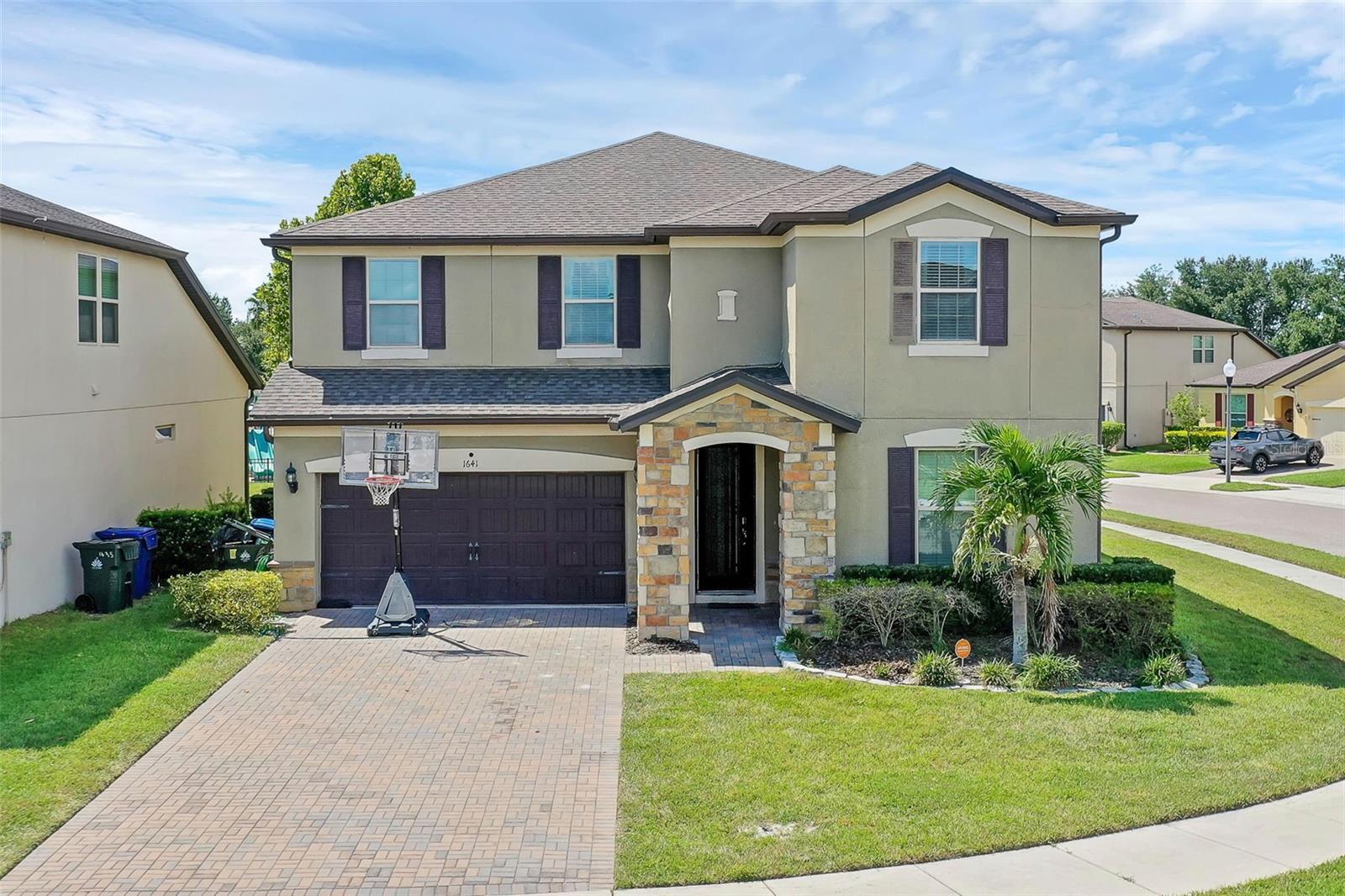 1641 Regal River Circle, FL