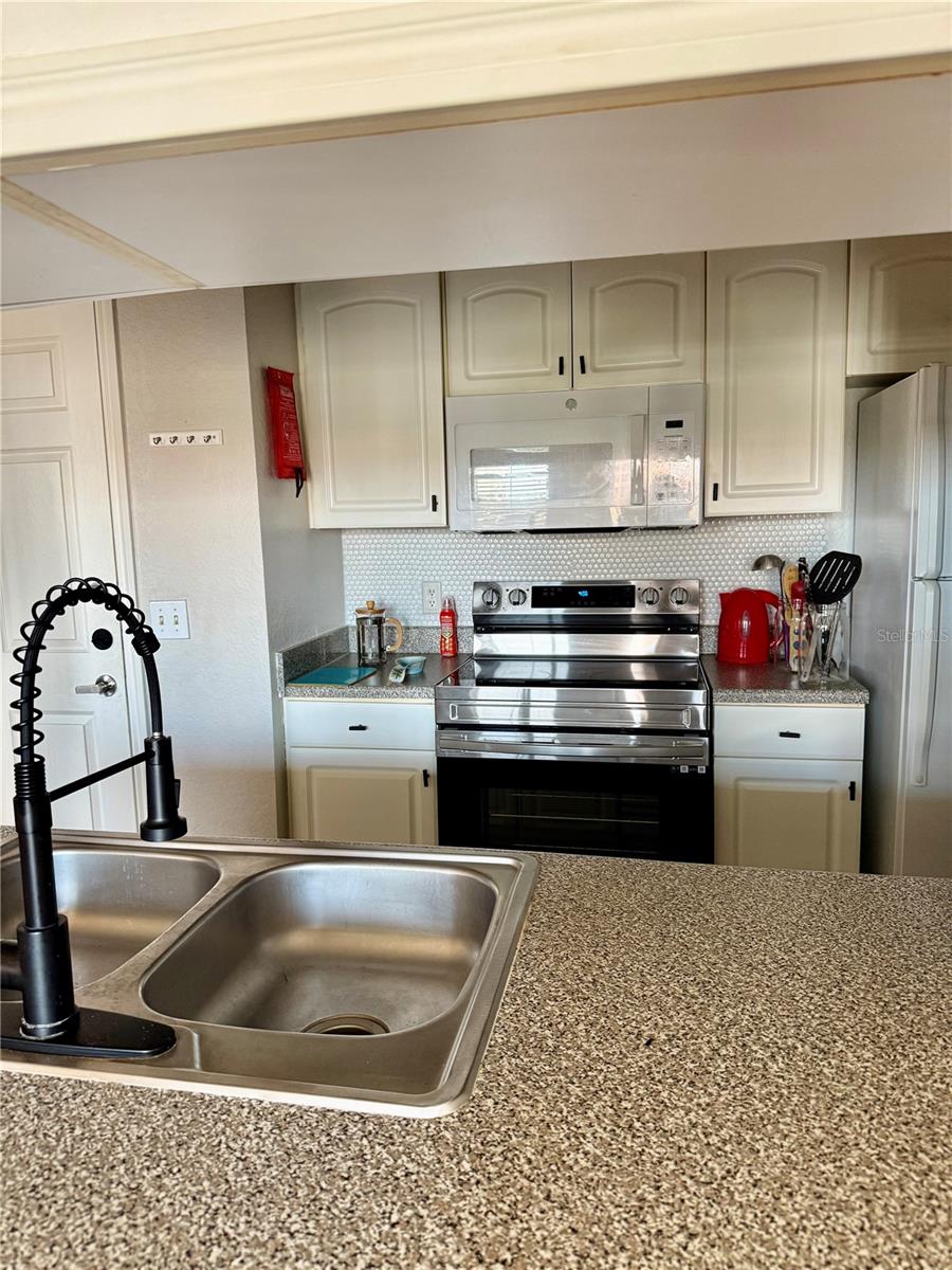 860 Orange Avenue, FL