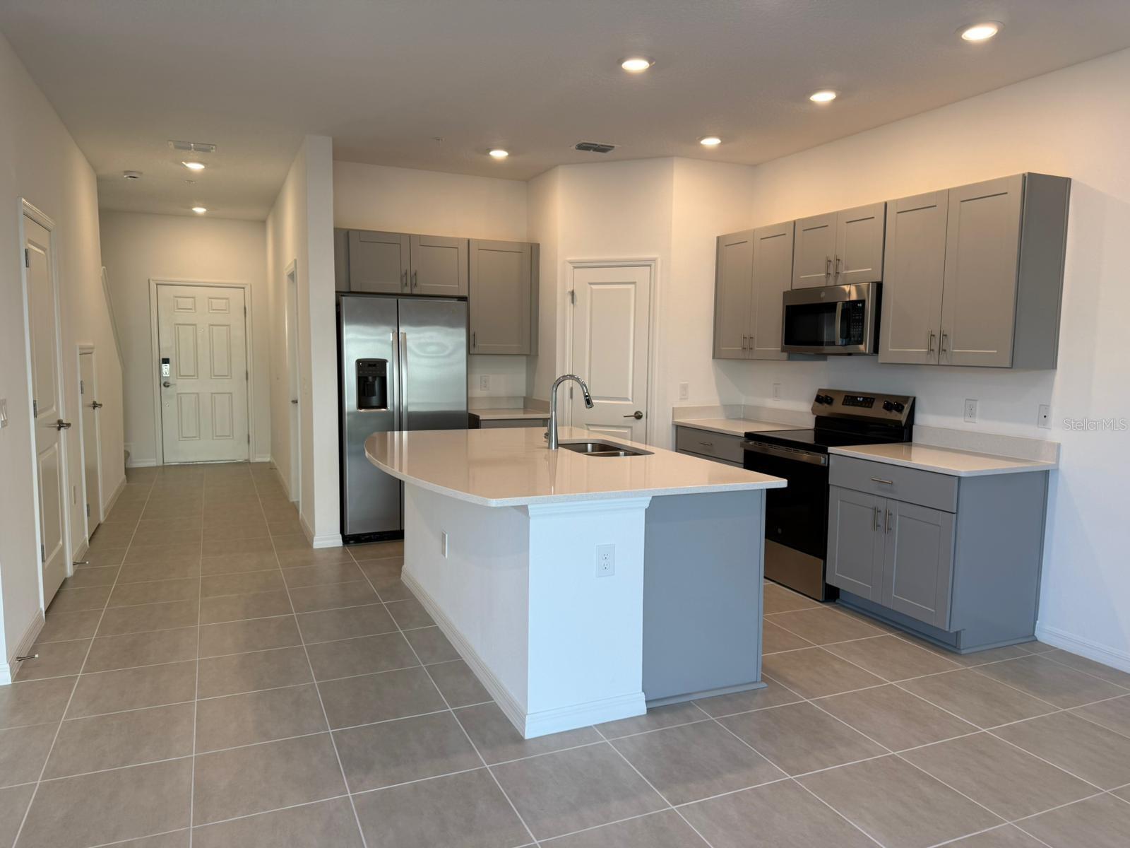 5040 Spangle Drive, FL