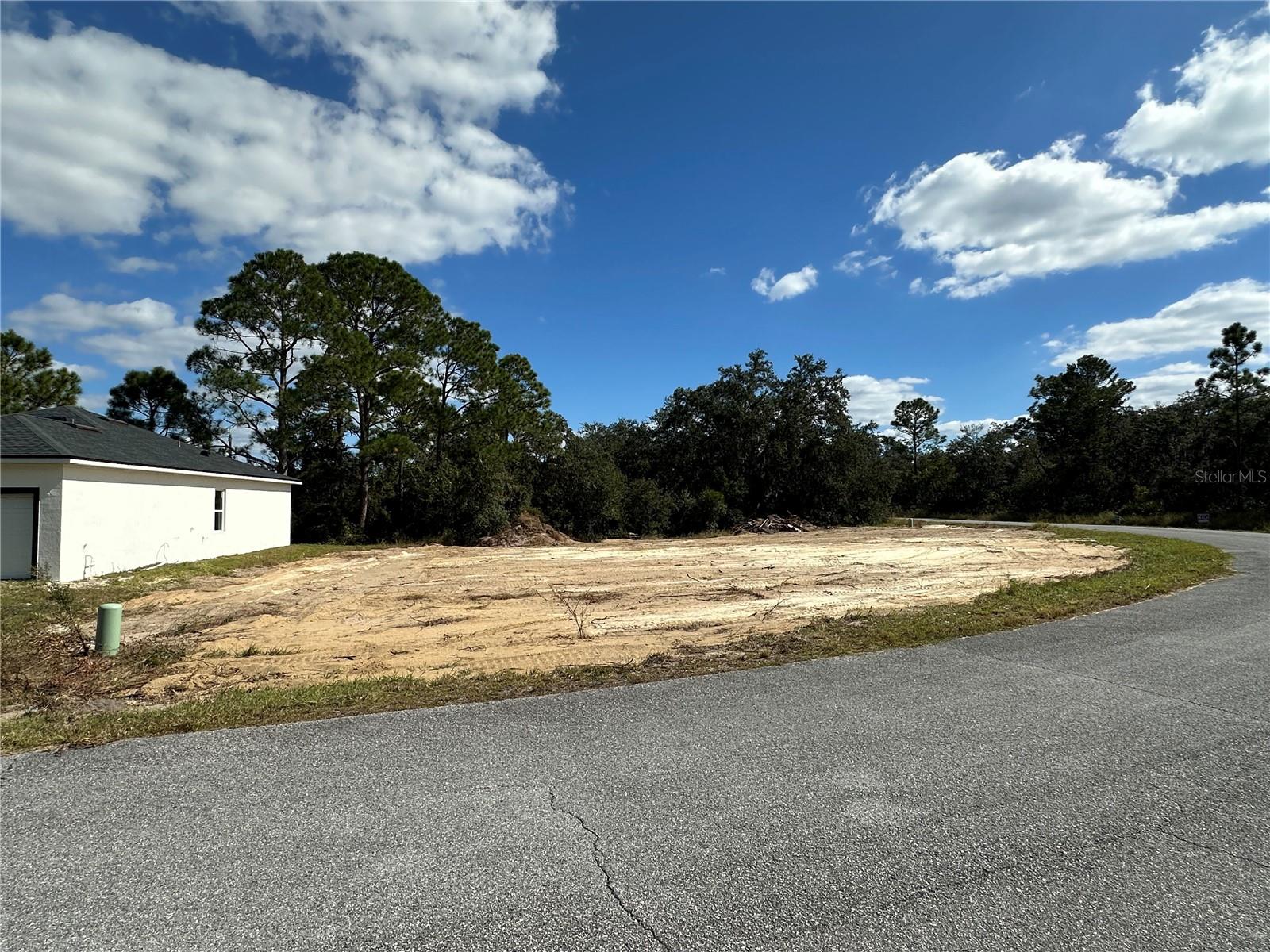 105 Tench Drive, FL