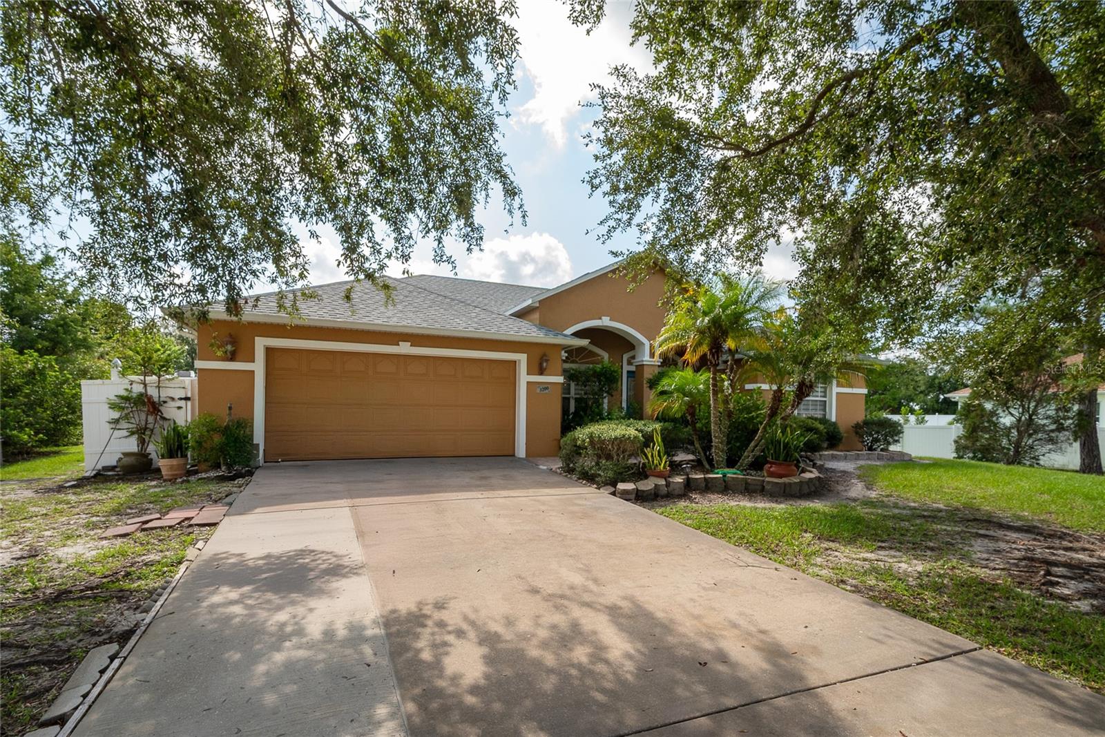 3200 Victoria Drive, FL