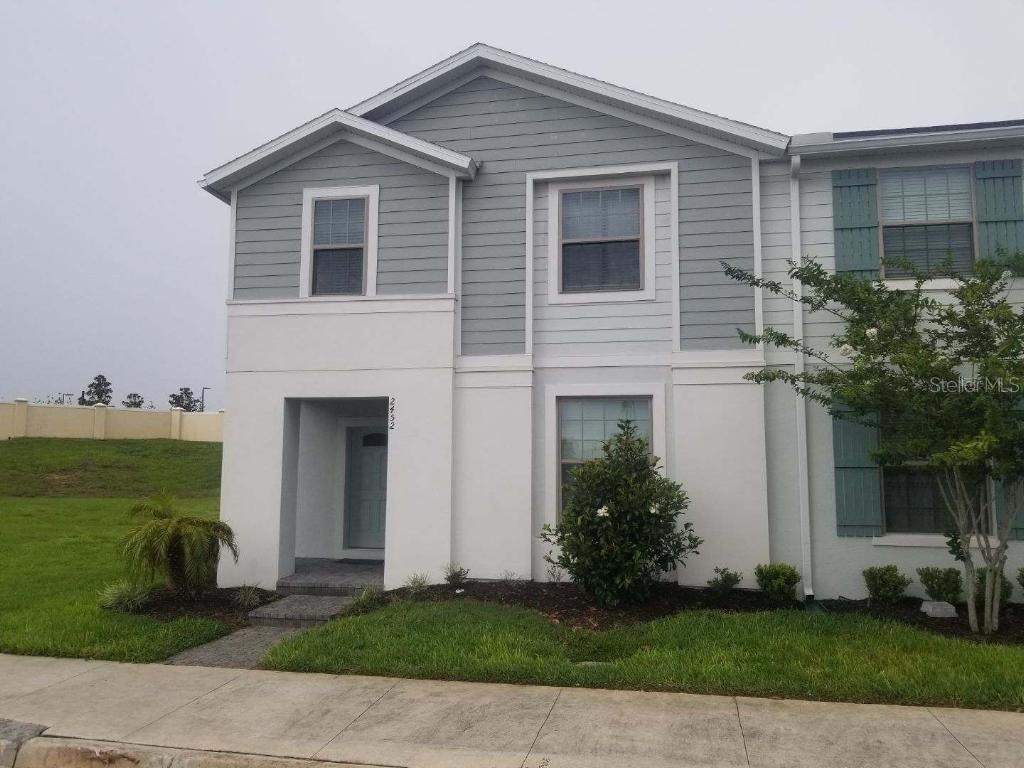 2452 Dubai St, FL