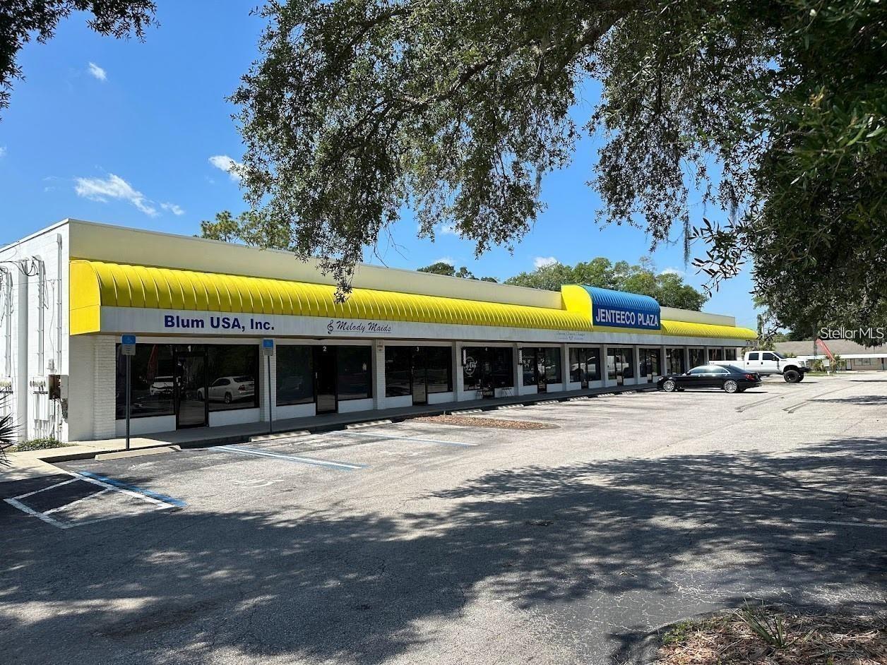 821 36th Terrace, FL