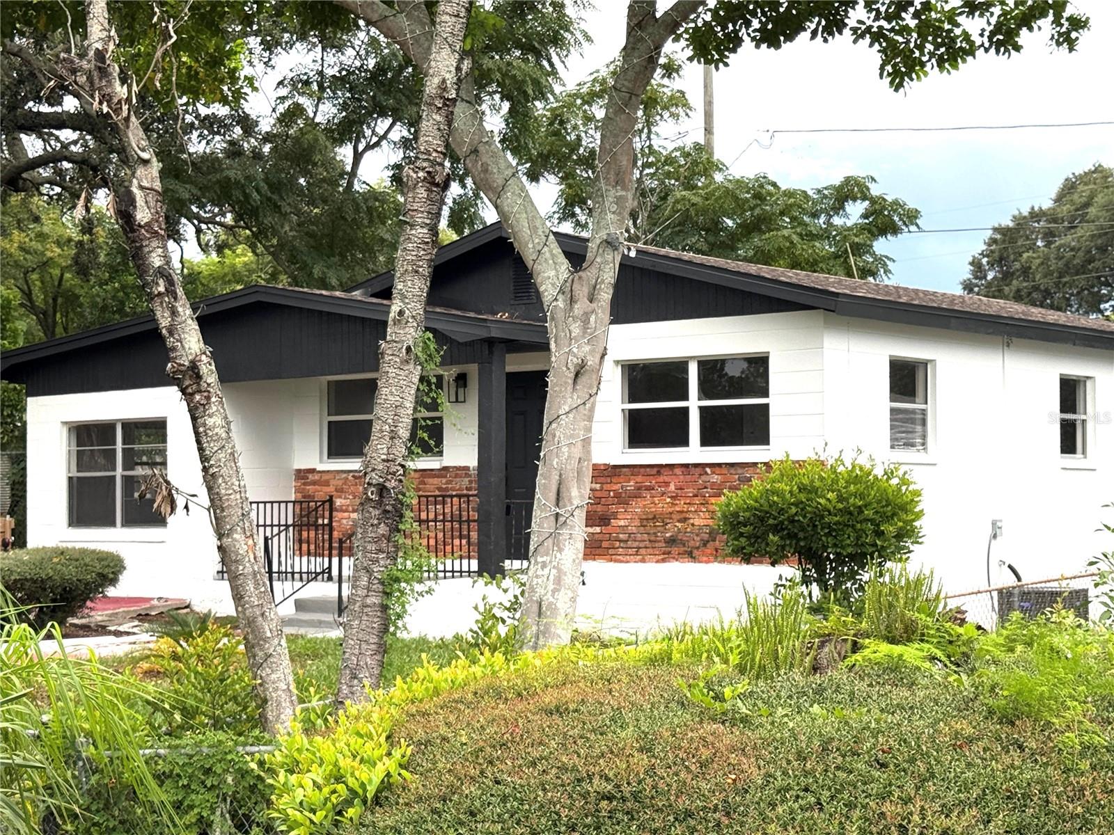 1222 Avenue M, FL