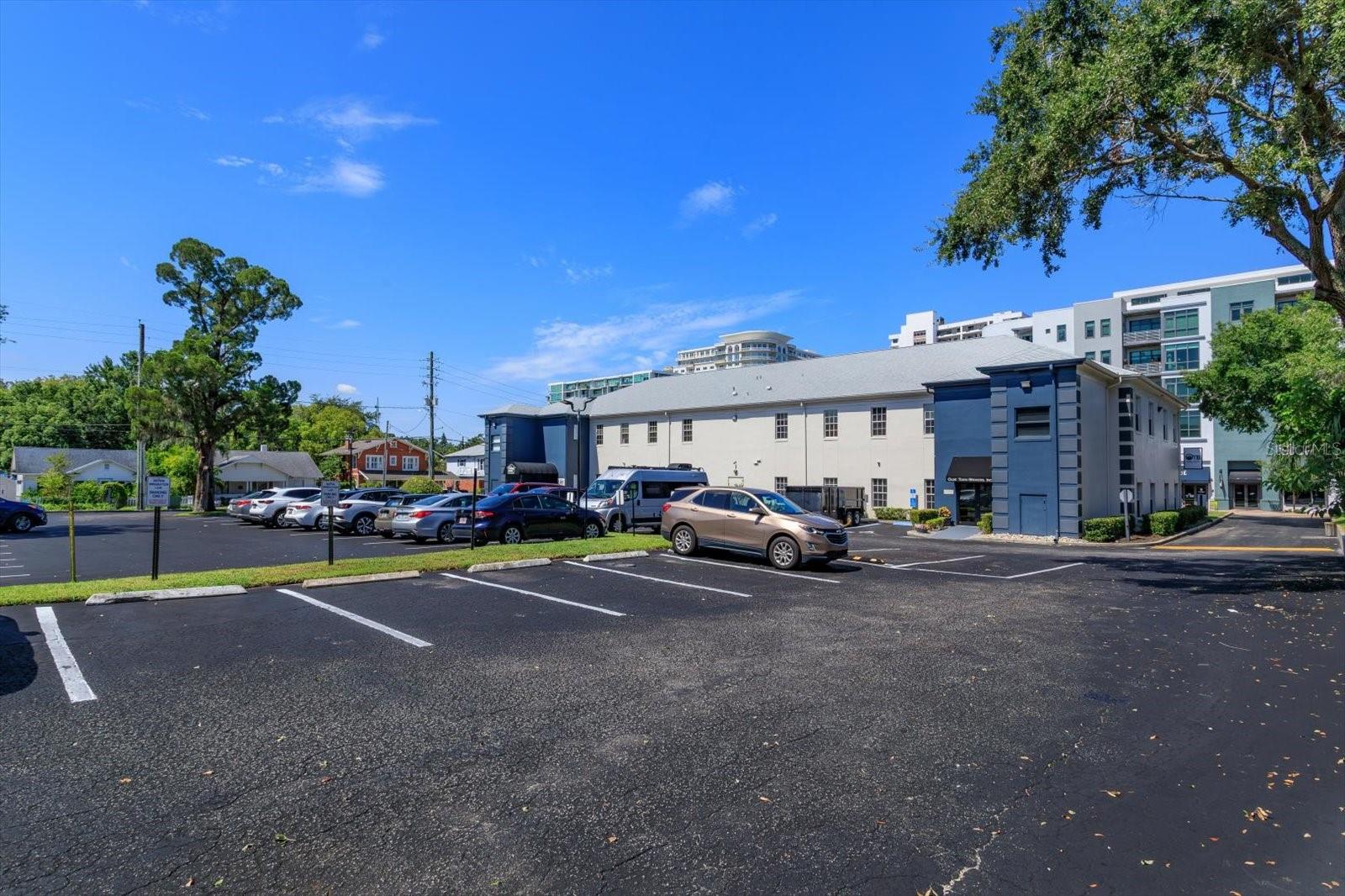 11 Summerlin Avenue, FL